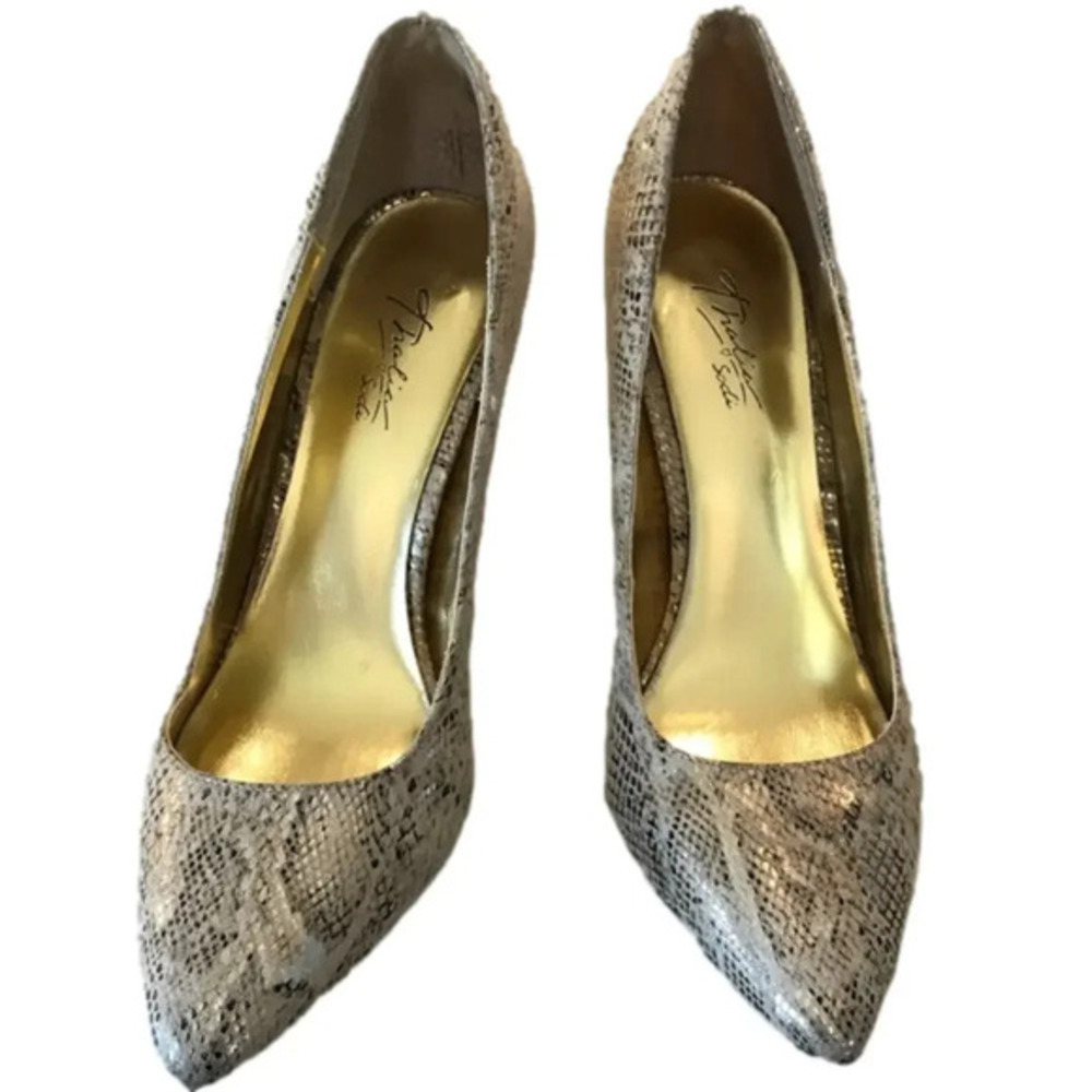 Thalia Sodi Leather Snakeskin Print Pumps with Gold Heels women’s size 7 shoes